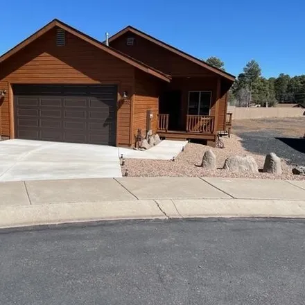 Buy this 2 bed house on 2513 West White Mountain Boulevard in Pinetop-Lakeside, Navajo County