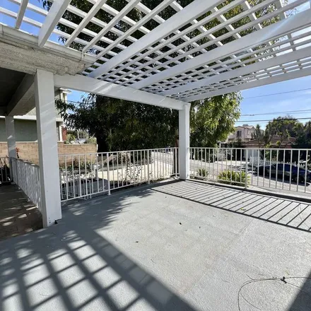 Rent this 3 bed apartment on 1919 Ruhland Avenue in Redondo Beach, CA 90278
