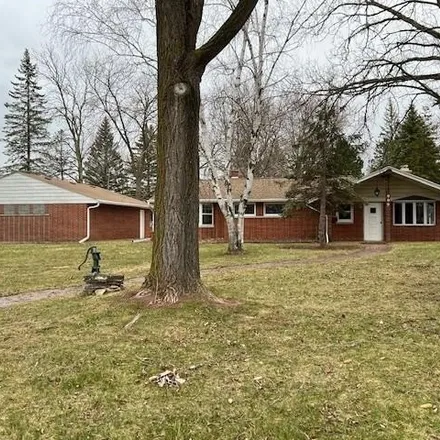 Buy this 2 bed house on 1610 Amy Street in Green Bay, WI 54302