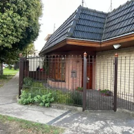Buy this 2 bed house on Avenida Martín Rodríguez in Quilmes Este, B1879 BTQ Quilmes