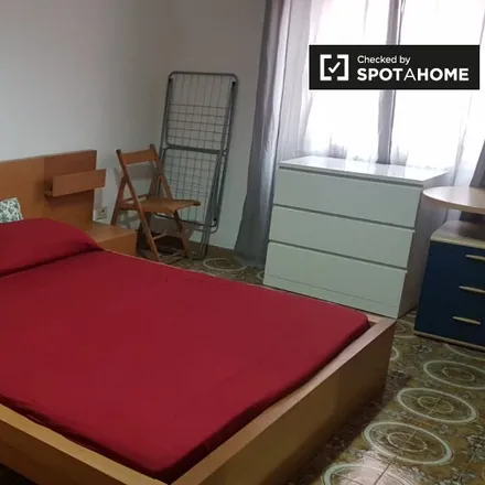 Rent this 3 bed room on Panificio New in Viale dei Quattro Venti, 33