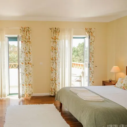Rent this 4 bed house on São Lourenço in 2640-206 Mafra, Portugal