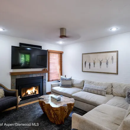 Image 2 - 814 West Bleeker Street, Aspen, CO 81611, USA - Condo for rent