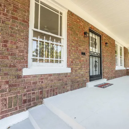 Image 3 - 802 North Belvedere Boulevard, Memphis, TN 38107, USA - House for sale