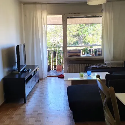 Rent this 5 bed apartment on Sörgårdsgatan 42 in 586 47 Linköping, Sweden