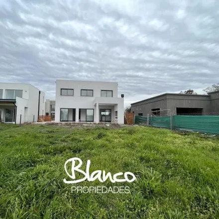 Buy this 3 bed house on unnamed road in Partido del Pilar, 1635 Presidente Derqui