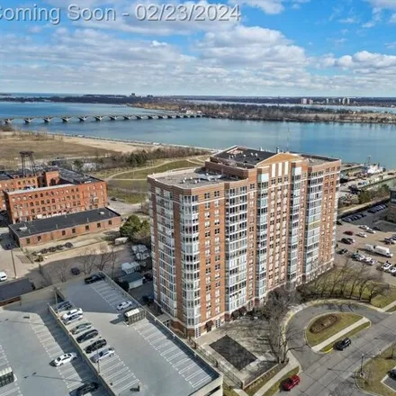 Image 7 - Harbortown Great Lakes Tower, 250 East Harbortown Drive, Detroit, MI 48207, USA - Condo for sale