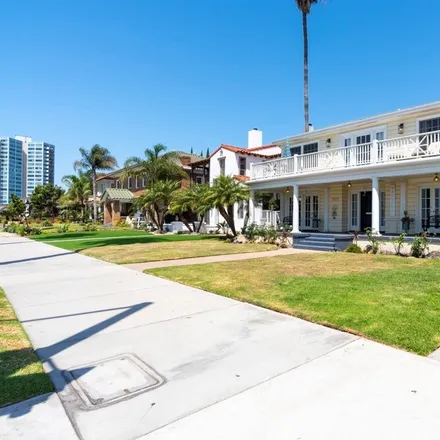 Image 2 - 3235 East Ocean Boulevard, Long Beach, CA 90803, USA - House for rent