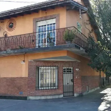 Buy this 3 bed house on 112 - Boquerón 400 in Partido de Tres de Febrero, Ciudadela