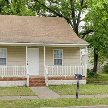 Buy this 2 bed house on 1078 Clements Avenue in Oakwood, Norfolk