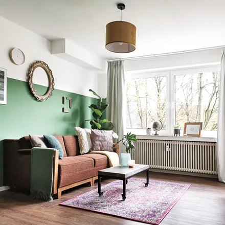 Rent this 3 bed apartment on Schinkelstraße 30 in 40699 Erkrath, Germany