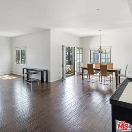 Image 5 - 2251 South Hamilton Drive, Beverly Hills, CA 90211, USA - Townhouse for rent
