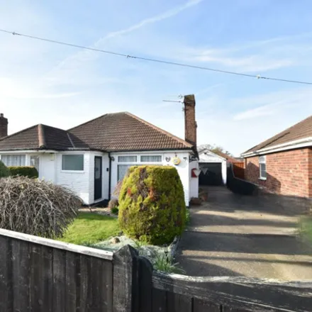 Buy this 3 bed house on Midfield Road in Humberston, DN36 4TH
