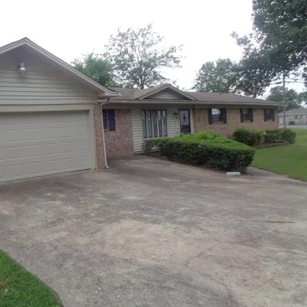 Rent this 3 bed house on 3 Baltimore Street in Gillam Park, Little Rock