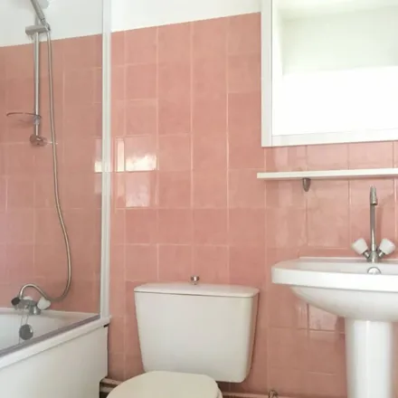 Rent this 1 bed apartment on 63 Rue de Bayard in 31000 Toulouse, France