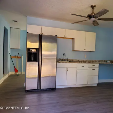 Rent this studio townhouse on 201 Green Street South in Green Cove Springs, Clay County