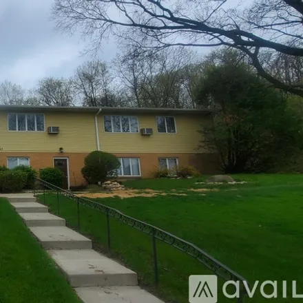 Image 9 - 1097 Oakview Dr, Unit 4 - Apartment for rent