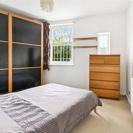 Rent this 1 bed townhouse on 8 St Quintin Avenue in London, W10 6QB