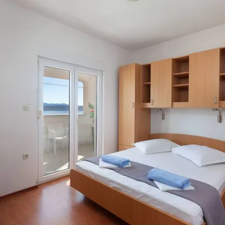 Image 7 - Igrane, Split-Dalmatia County, Croatia - Apartment for rent
