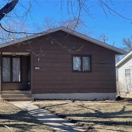 Buy this 3 bed house on 1425 11th Avenue North in St. Cloud, MN 56303