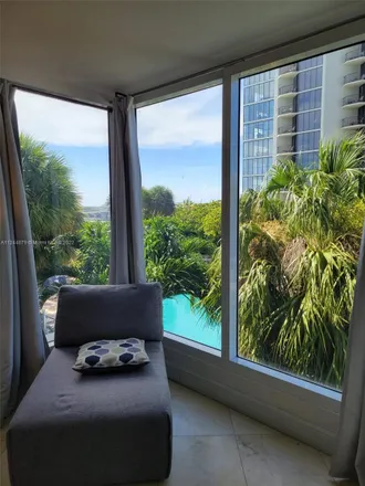 Image 6 - Doubletree by Hilton Grand Hotel Biscayne Bay, North Bayshore Drive, Miami, FL 33132, USA - Condo for sale