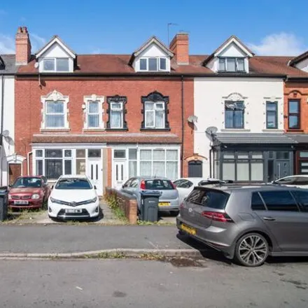 Buy this 4 bed townhouse on 83 Showell Green Lane in Sparkhill, B11 4JJ