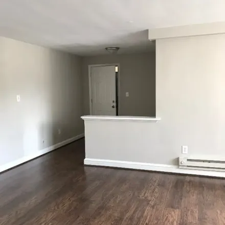 Image 2 - 4430 Martin Luther King Junior Avenue Southwest, Washington, DC 20375, USA - Apartment for rent