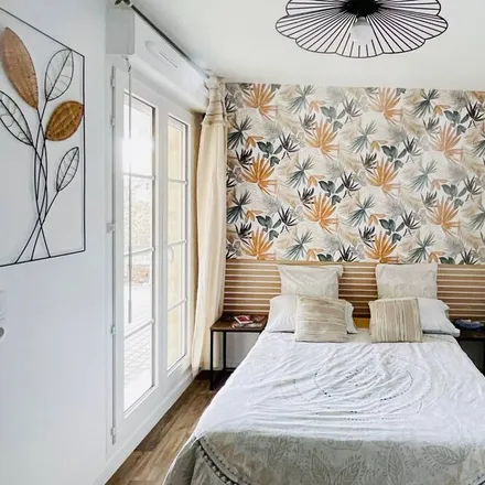 Rent this 1 bed apartment on 77174 Villeneuve-Saint-Denis