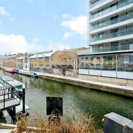Image 3 - The Sail Loft, Clyde Square, Bow Common, London, E14 7TA, United Kingdom - House for rent