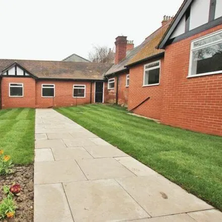 Buy this 2 bed house on 37 Bargate in Grimsby, DN34 4SR