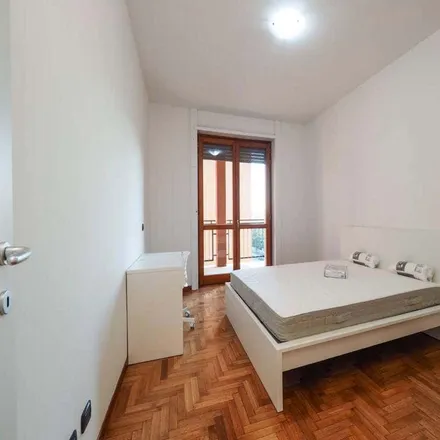 Image 3 - Via Giuseppe Frua, 20146 Milan MI, Italy - Room for rent