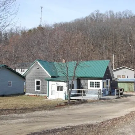 Image 1 - 982 East Haseltine Street, Richland Center, WI 53581, USA - House for sale