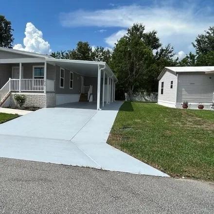 Buy this studio apartment on 522 Whip-Poor-Will Drive in Sebring, FL 33875