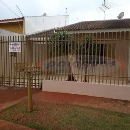 Rent this 3 bed house on Rua Fortunato Borin in Conjunto Guaiapó, Maringá - PR