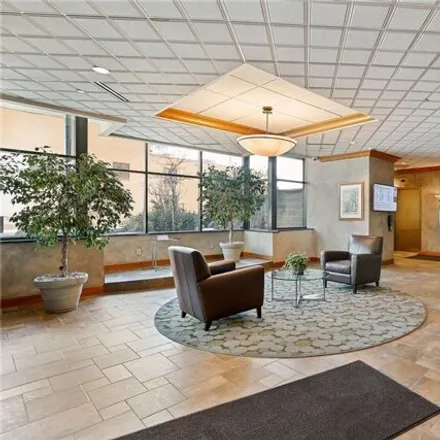 Image 3 - The Pointe of Saint Paul, 78 East 10th Street, Saint Paul, MN 55101, USA - Condo for rent