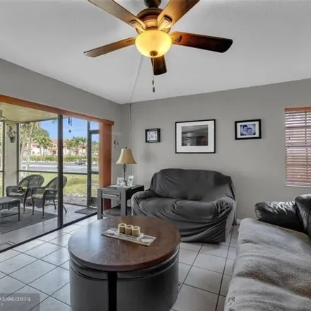 Image 4 - 1604 Congressional Way, Lakeview, Deerfield Beach, FL 33442, USA - Condo for sale