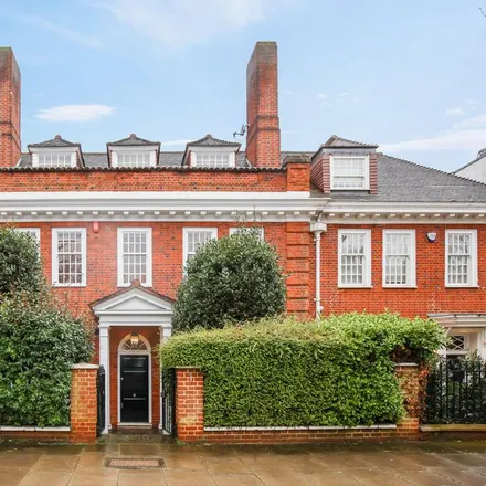 Rent this 6 bed townhouse on 17 Hamilton Terrace in London, NW8 9RG