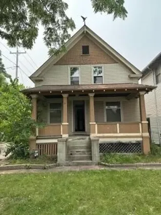 Buy this 4 bed house on 3119 North 13th Street in Milwaukee, WI 53206