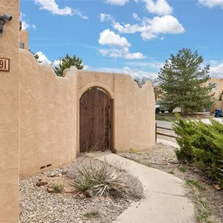 Buy this 3 bed house on 2746 Via Venado in Santa Fe, NM 87505