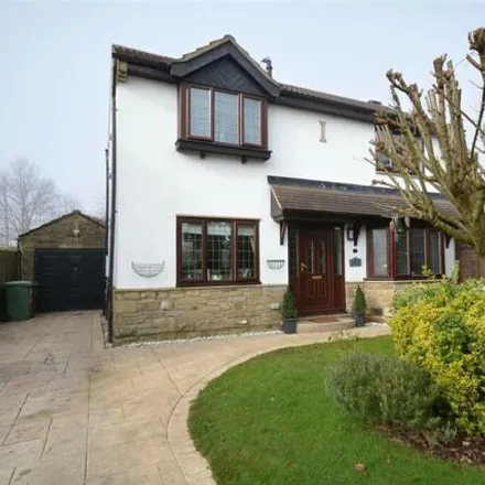 Buy this 3 bed house on 34 Meadowgate Vale in Lofthouse, WF3 3SP
