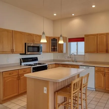 Image 2 - 1015 Wind River Street Southeast, Albuquerque, NM 87123, USA - House for sale