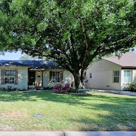 Buy this 2 bed house on 4919 Thrush Street in Dallas, TX 75209