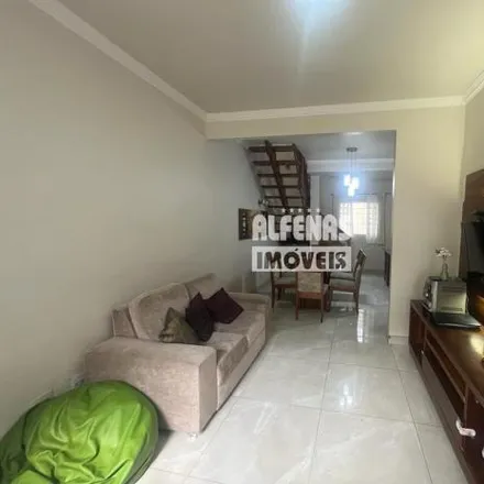Buy this 3 bed house on Rua Mônaco in Eldorado, Contagem - MG
