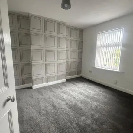 Image 5 - Shepwell Green, Darlaston, WV13 2RB, United Kingdom - Townhouse for rent