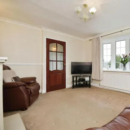 Image 3 - Houldsworth Drive, Hady, S41 0BP, United Kingdom - Townhouse for sale