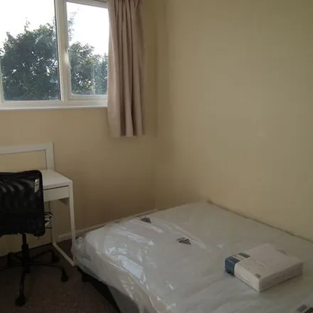 Rent this 5 bed apartment on Tangerine Close in Colchester, CO4 3XF