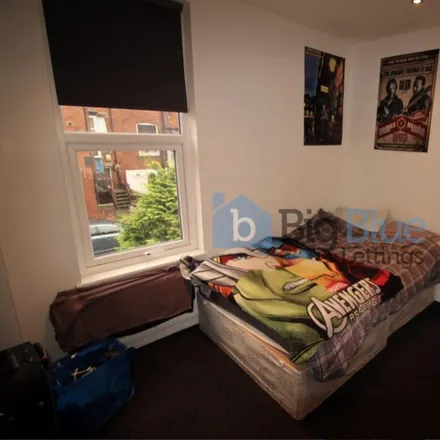 Image 4 - 187 Brudenell Street, Leeds, LS6 1EX, United Kingdom - Townhouse for rent