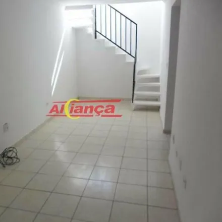Rent this 3 bed apartment on Rua Irixuma in São João, Guarulhos - SP