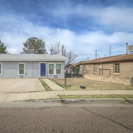 Buy this 3 bed house on 1220 Alamo Street in Las Cruces, NM 88001