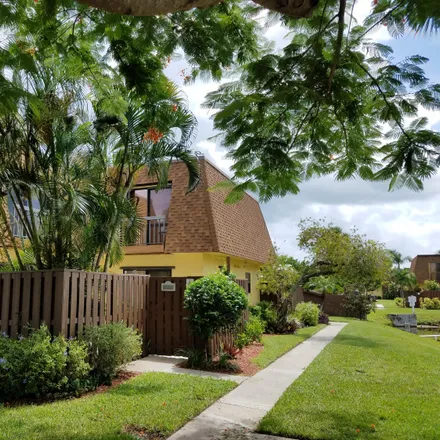 Rent this 2 bed townhouse on 110 North Delaware Boulevard in Jupiter, FL 33458